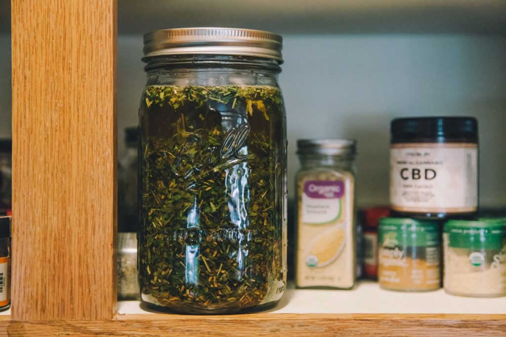 Jak si vyrobit anti-stresovou tinkturu