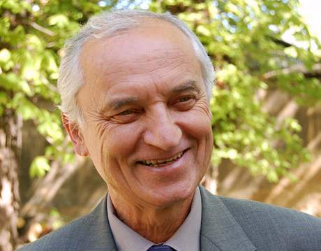 profesor hanus guru konopi